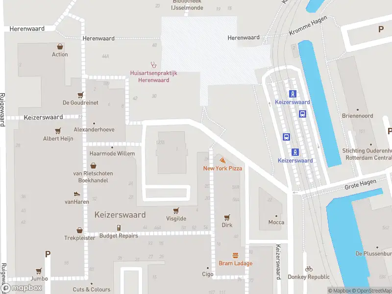 Ambulance met grote spoed naar de Herenwaard in Rotterdam