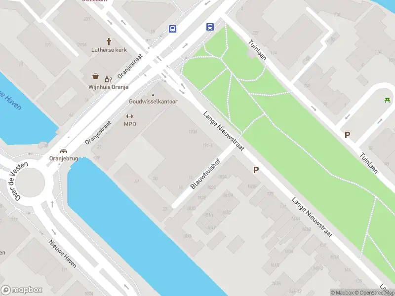 Traumahelikopter met grote spoed naar de Lange Nieuwstraat in Schiedam