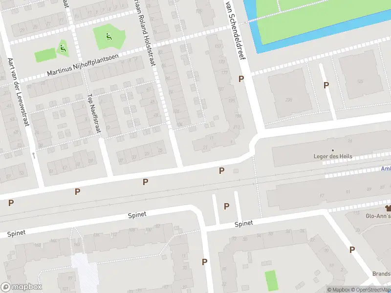 Ambulance met gepaste spoed naar de Johan Huizingastraat in Rotterdam