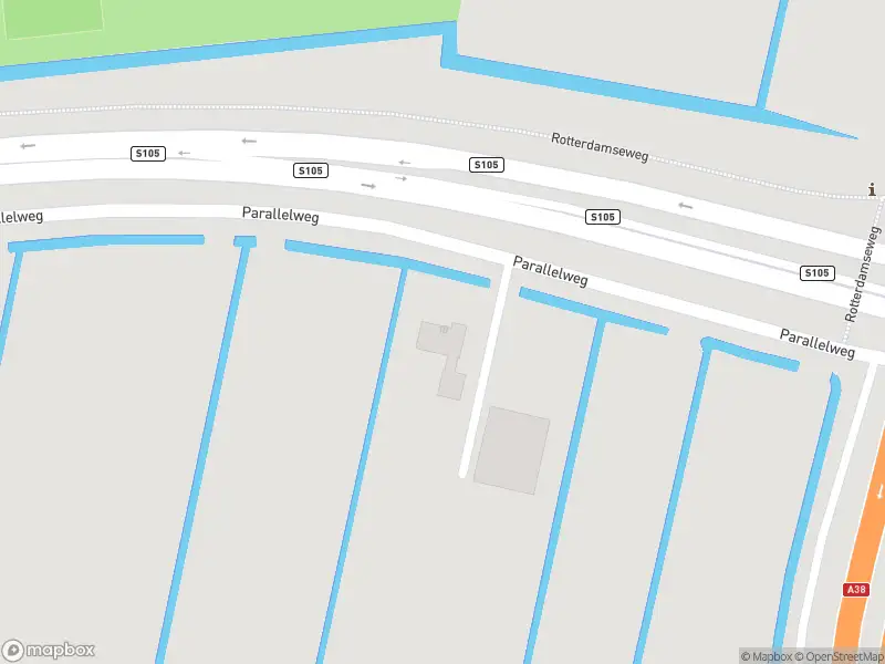 Brandweer met gepaste spoed naar de Parallelweg in Ridderkerk