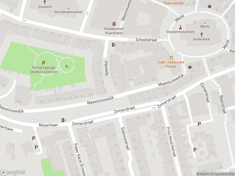 Ambulance met gepaste spoed naar de Maassluissedijk in Vlaardingen