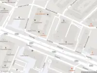 Ambulance met gepaste spoed naar de Zuidplein in Rotterdam