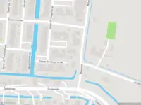 Ambulance met grote spoed naar de Molenweg in Heinenoord