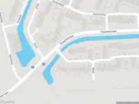 Ambulance met grote spoed naar de Repel in Hellevoetsluis