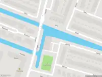 Ambulance met grote spoed naar de Zaling in Papendrecht