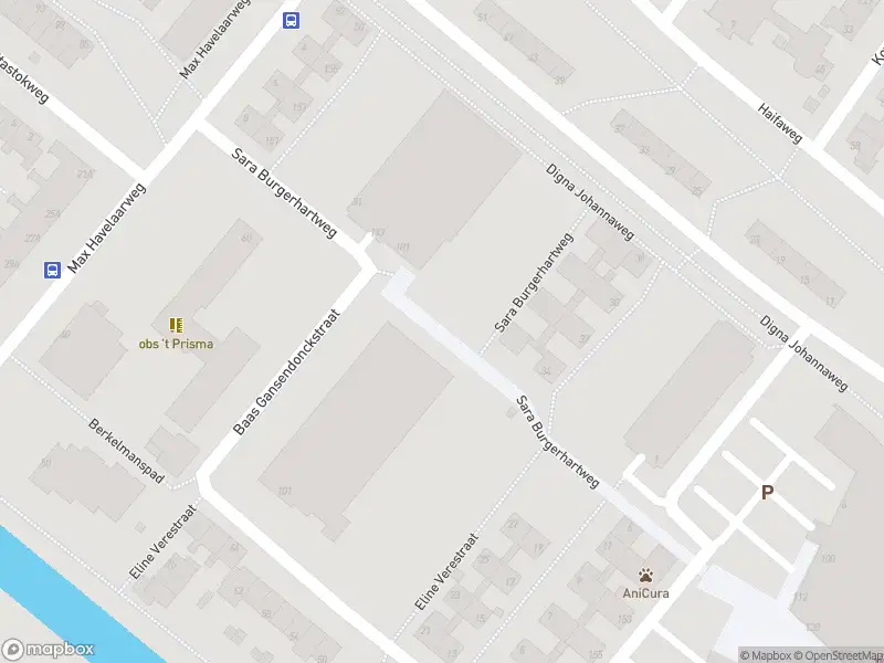 Ambulance met gepaste spoed naar de Sara Burgerhartweg in Hoogvliet Rotterdam