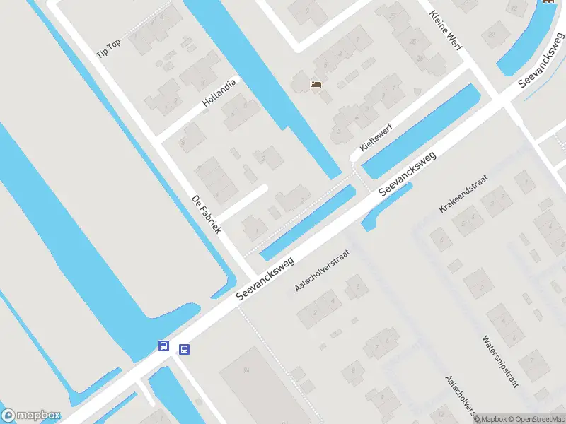 Ambulance naar de De Fabriek in Oosthuizen vanwege ongeval met letsel