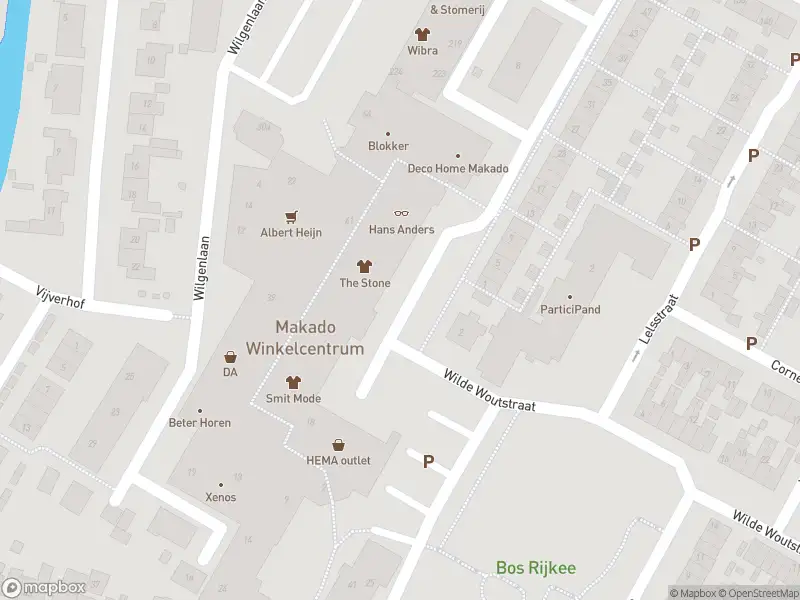 Ambulance met grote spoed naar de Zeilmakersstraat in Alblasserdam