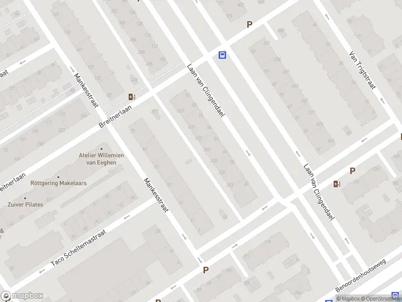 Ambulance met grote spoed naar de Floris Arntzeniusplein in 's-Gravenhage