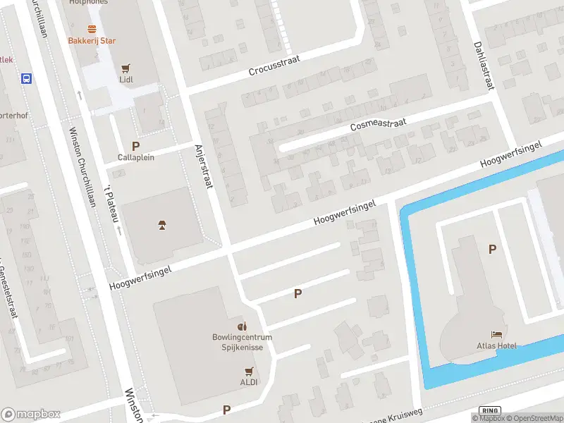 Ambulance met grote spoed naar de Hoogwerfsingel in Spijkenisse