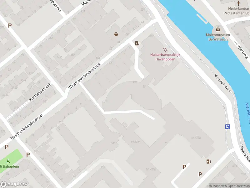 Ambulance met gepaste spoed naar de Havenbogen in Schiedam