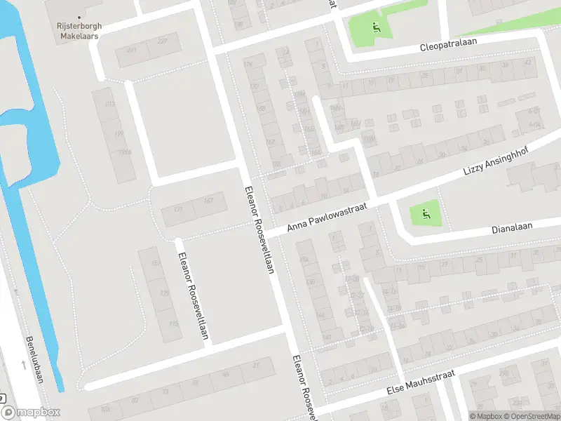 Ambulance met gepaste spoed naar de Anna Pawlowastraat in Amstelveen