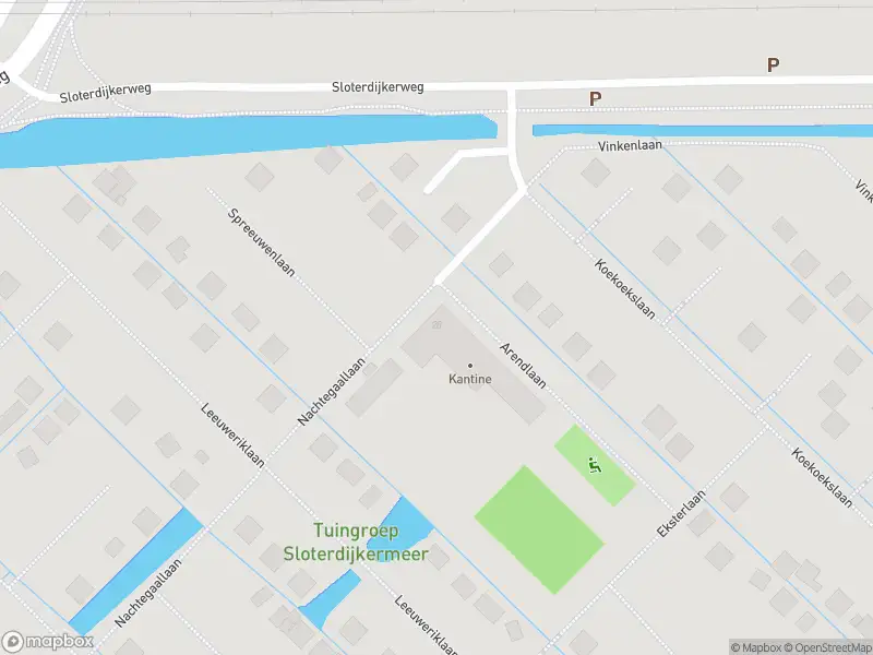 Ambulance met grote spoed naar de Sloterdijkerweg in Amsterdam