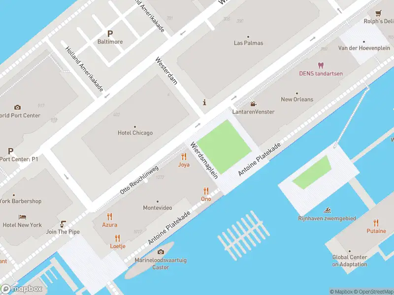 Ambulance met gepaste spoed naar de Otto Reuchlinweg in Rotterdam