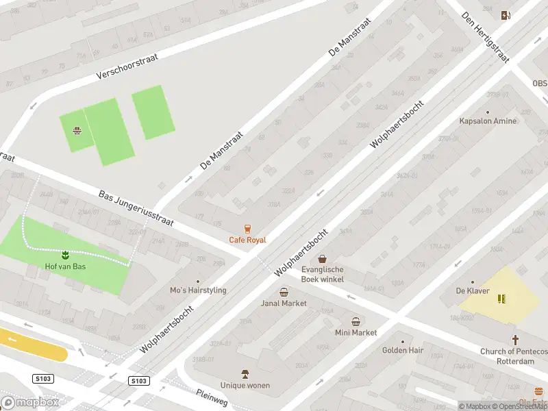 Ambulance met gepaste spoed naar de Wolphaertsbocht in Rotterdam