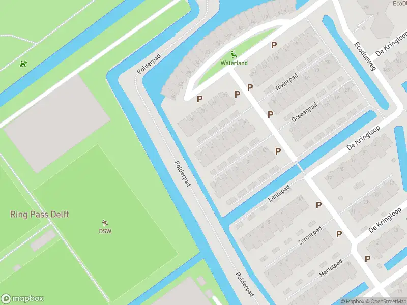 Ambulance met grote spoed naar de Rivierpad in Delft