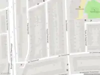 Ambulance met gepaste spoed naar de Paulus Potterstraat in Schiedam