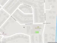 Ambulance met gepaste spoed naar de Hannie Schaftstraat in Spijkenisse