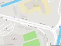 Brandweer met gepaste spoed naar de Jan Willem Frisostraat in Rotterdam