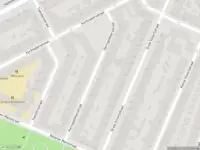 Ambulance met grote spoed naar de Haringpakkersstraat in Rotterdam