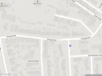 Ambulance met gepaste spoed naar de Ozingastraat in Pernis Rotterdam