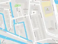 Ambulance met grote spoed naar de Ouverturelaan in Gouda