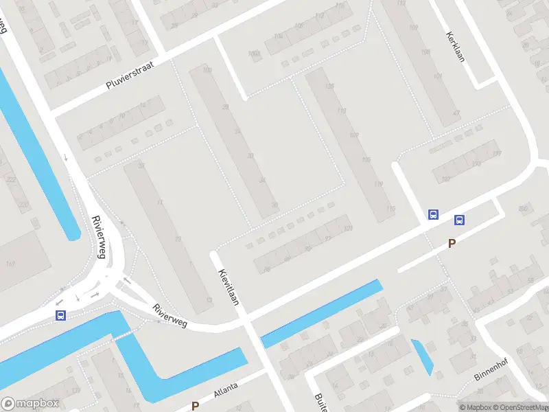 Ambulance met grote spoed naar de Pluvierstraat in Capelle aan den IJssel