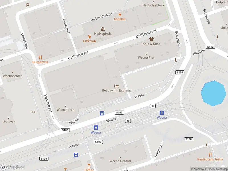 Ambulance met gepaste spoed naar de Weena in Rotterdam