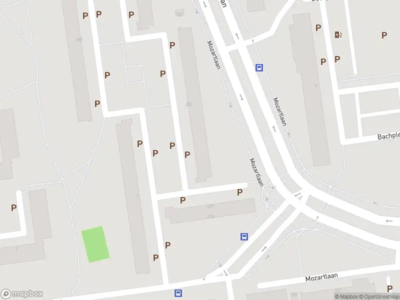 Ambulance met gepaste spoed naar de Johann Straussplein in Schiedam