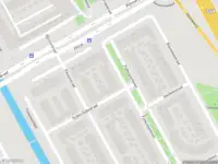 Brandweer met grote spoed naar de Pikoletstraat in Amsterdam vanwege reanimatie