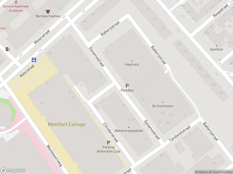 Ambulance met gepaste spoed naar de Dynamostraat in Rotterdam