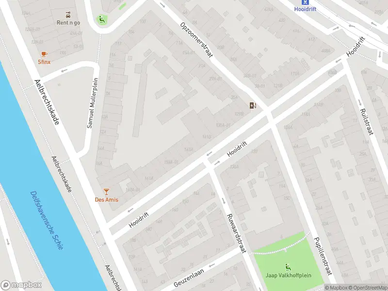 Ambulance met grote spoed naar de Hooidrift in Rotterdam