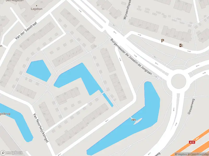 Brandweer met grote spoed naar de Burgemeester Noletlaan in Rotterdam