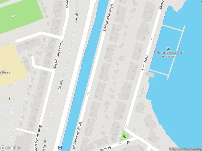 Brandweer met grote spoed naar de Schiebroeksesingel in Rotterdam