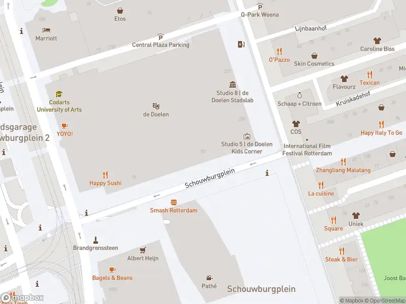 Ambulance met grote spoed naar de Kruisstraat in Rotterdam