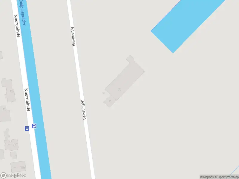 Ambulance met grote spoed naar de Julianaweg in Zevenhuizen