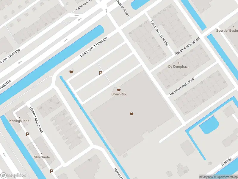 Ambulance met grote spoed naar de Laan van 't Haantje in Rijswijk