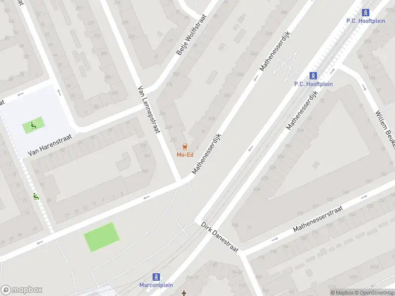 Ambulance met grote spoed naar de Mathenesserdijk in Rotterdam