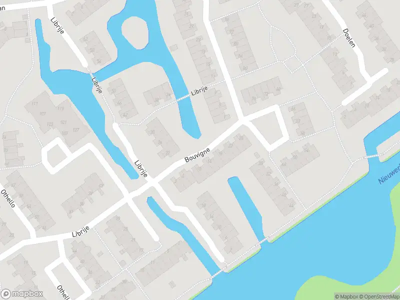 Ambulance met grote spoed naar de Bouvigne in Capelle aan den IJssel