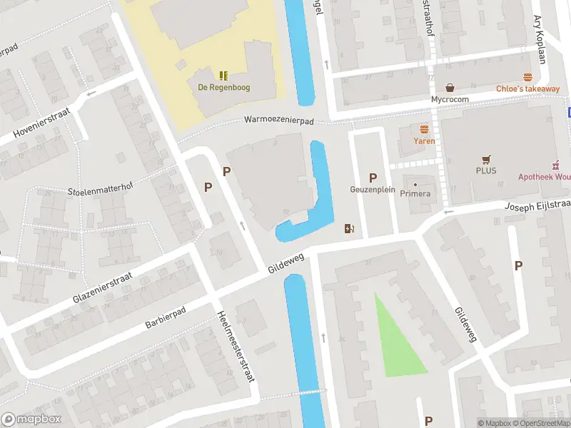 Ambulance met grote spoed naar de Griendwerkerstraat in Schiedam