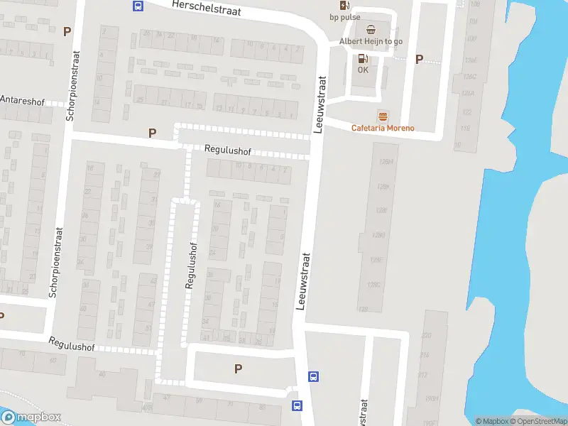 Ambulance met grote spoed naar de Leeuwstraat in Dordrecht