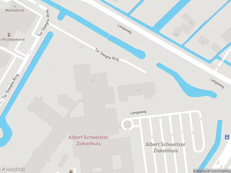 Ambulance met grote spoed naar de Langeweg in Zwijndrecht