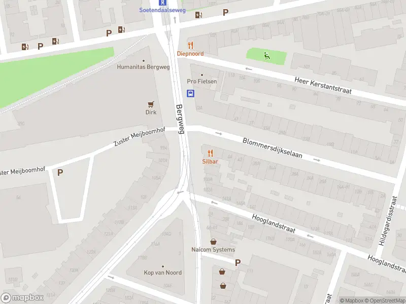 Ambulance met grote spoed naar de Bergweg in Rotterdam