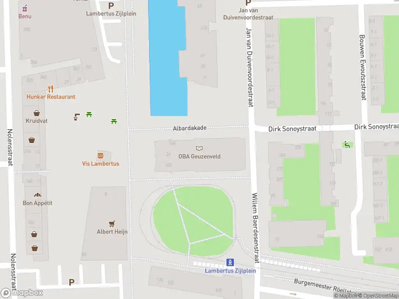 Ambulance met grote spoed naar de Albardakade in Amsterdam