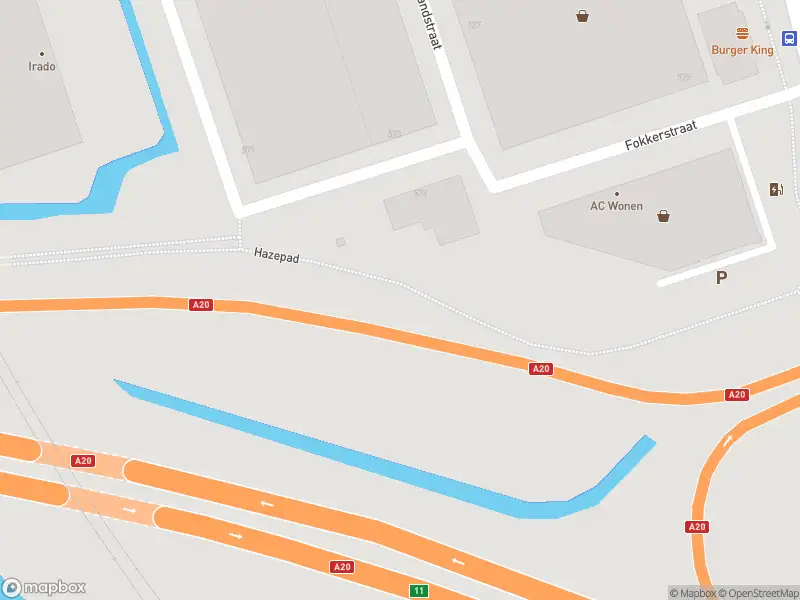 Ambulance met grote spoed naar de 's-Gravelandseweg in Schiedam