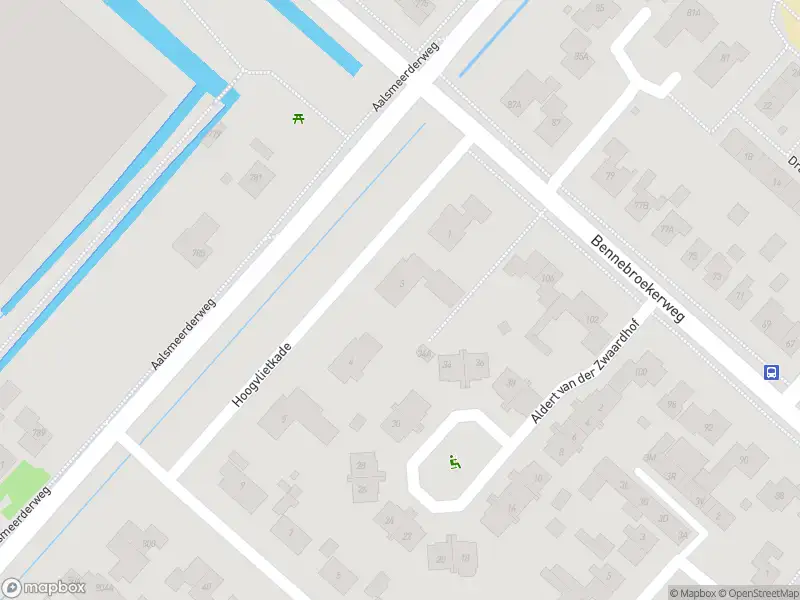 Ambulance met gepaste spoed naar de Hoogvlietkade in Rijsenhout