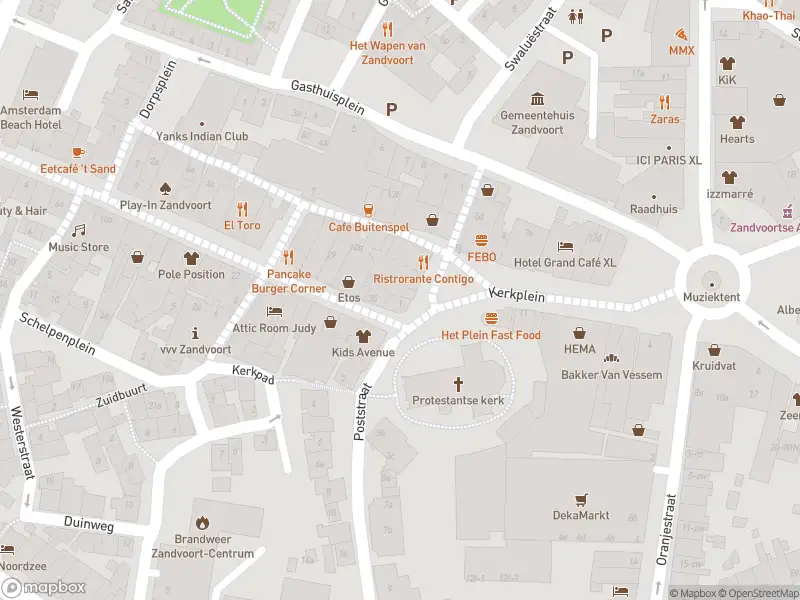 Ambulance met gepaste spoed naar de Kerkplein in Zandvoort