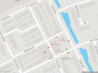Ambulance met grote spoed naar de Bilderdijkstraat in Spijkenisse