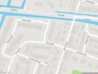 Politie met grote spoed naar de Madeliefstraat in Krimpen aan de Lek vanwege ongeval met letsel