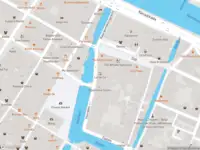 Ambulance met gepaste spoed naar de Voordam in Alkmaar